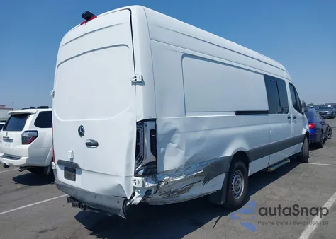 2019 Mercedes-Benz Sprinter 2500 High Roof V6 from USA, damaged, VIN WD4PF1CD4KT009129